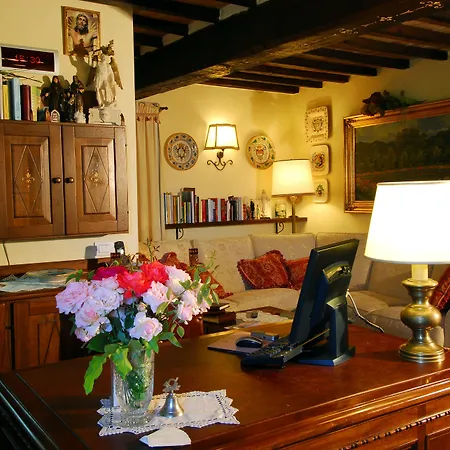 ホテル Torre Sangiovanni E Ristorante Da Rosary 3*