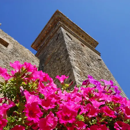 Torre Sangiovanni E Ristorante Da Rosary Тоди
