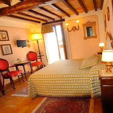 Torre Sangiovanni E Ristorante Da Rosary Отель