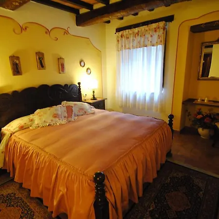 Torre Sangiovanni E Ristorante Da Rosary Отель 3*