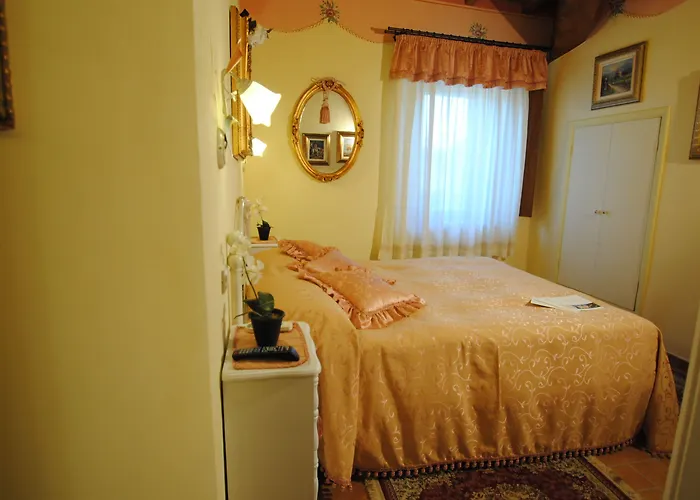 Hotel Torre Sangiovanni E Ristorante 3*