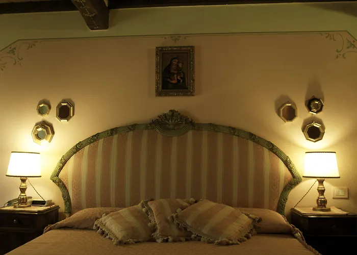 Torre Sangiovanni E Ristorante Todi