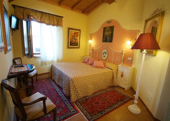 Torre Sangiovanni E Ristorante Da Rosary Todi