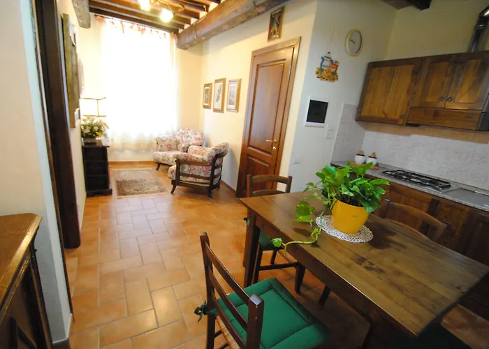 Torre Sangiovanni E Ristorante Da Rosary 3* Todi