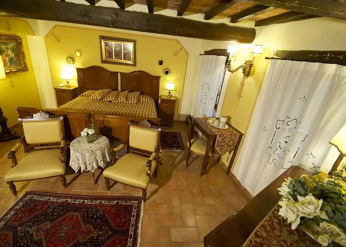 Hotel Torre Sangiovanni E Ristorante 3*