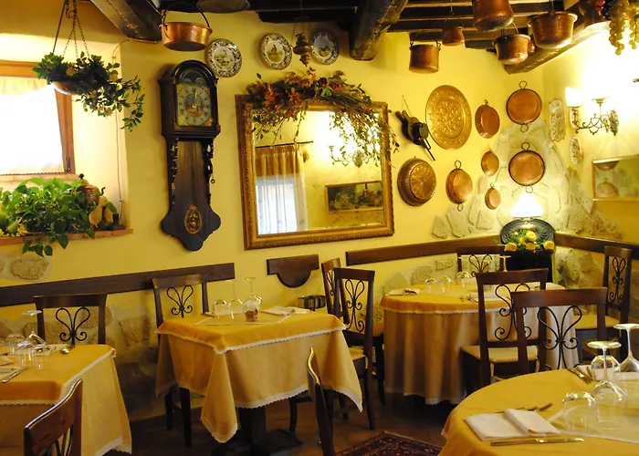 Torre Sangiovanni E Ristorante Hotel Todi