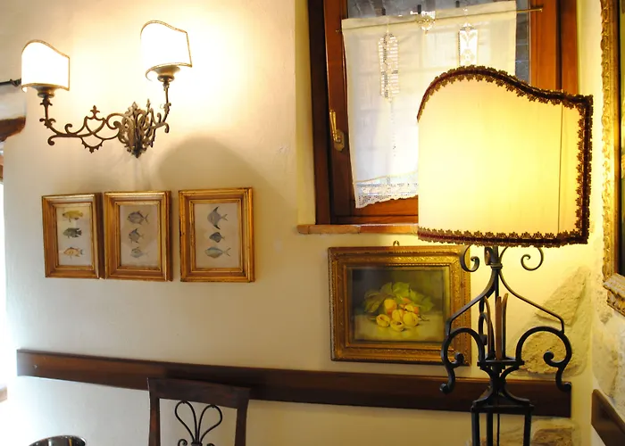 Torre Sangiovanni E Ristorante