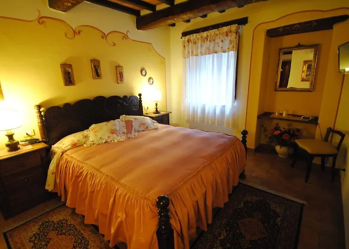 Torre Sangiovanni E Ristorante Da Rosary Hotel 3*